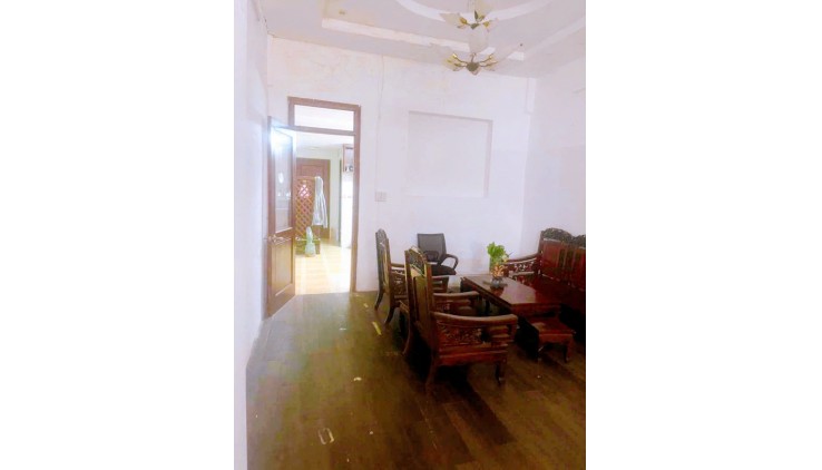 Bán nhà hẻm Nguyễn Trãi, QUẬN 1, Thửa đất vuông 4.2 x 20 m, Giá 20 tỷ